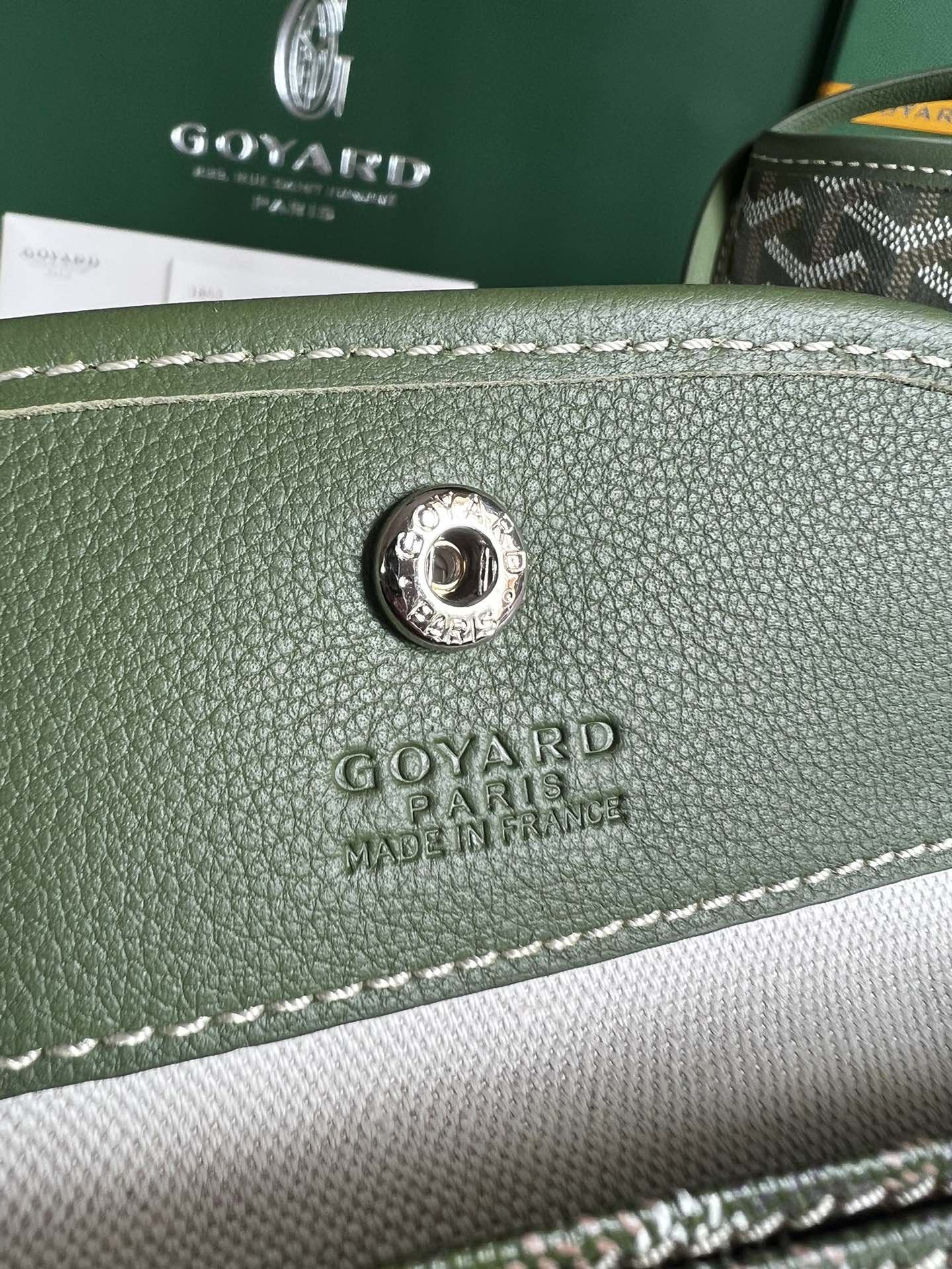 Goyard Shopping Bags